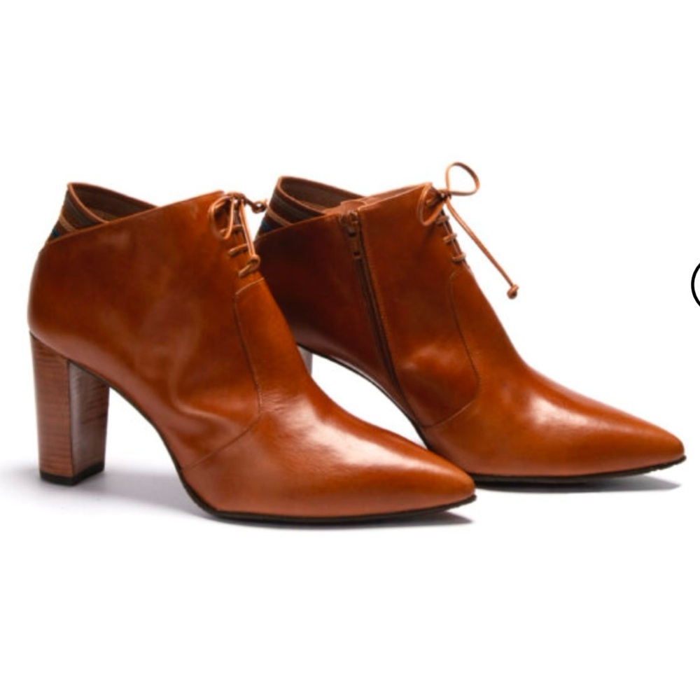 Brenda Zaro leather heel booties